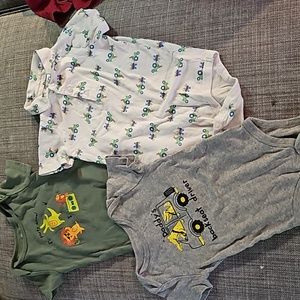 Tshirt bodysuit lot
